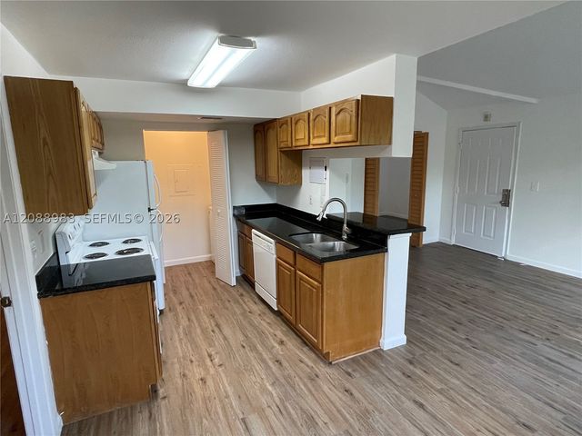 8739 NW 39th St 8739, Sunrise, FL 33351