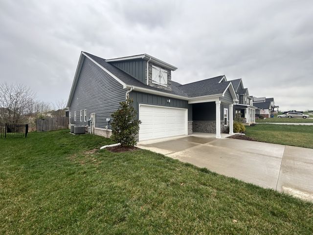 2692 Remington Trce, Clarksville, TN 37043