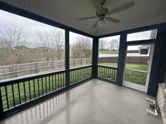 2692 Remington Trce, Clarksville, TN 37043
