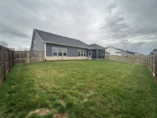2692 Remington Trce, Clarksville, TN 37043