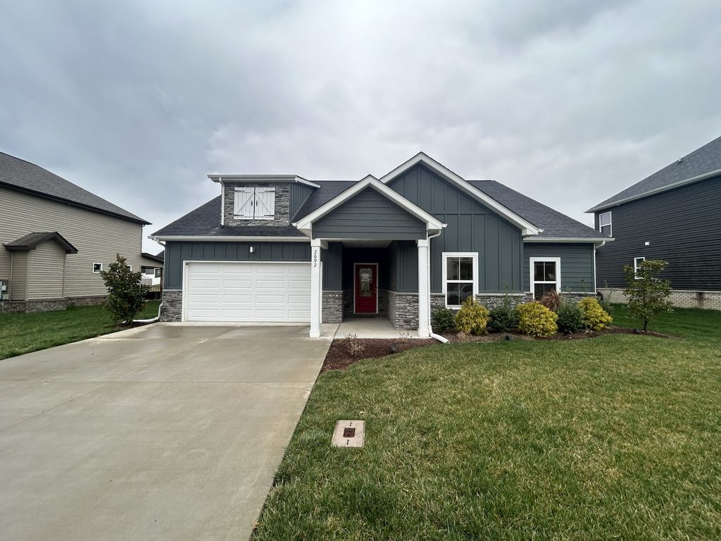 2692 Remington Trce, Clarksville, TN 37043