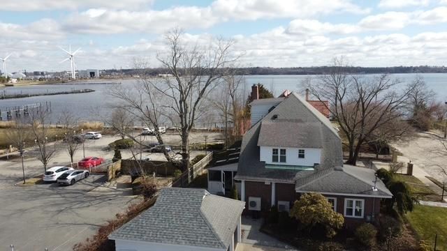 1200 Narragansett Boulevard, Cranston, RI 02905