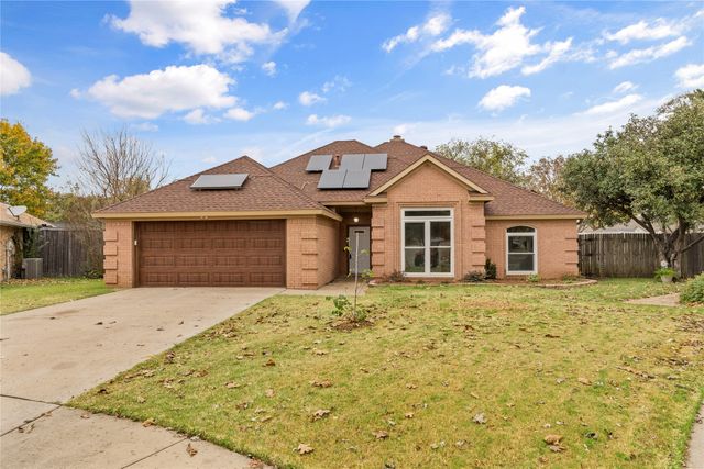 1624 Greenway Court, Midlothian, TX 76065