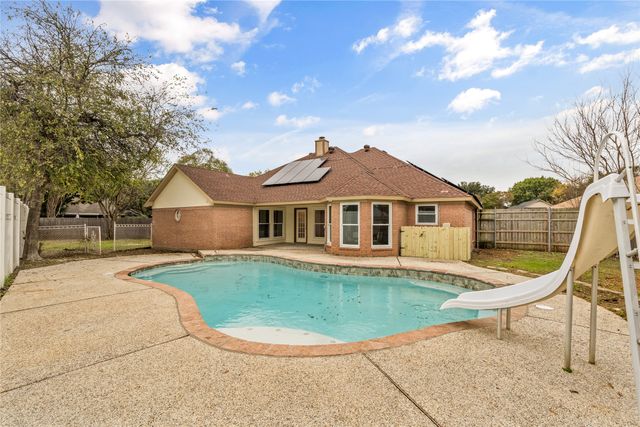 1624 Greenway Court, Midlothian, TX 76065