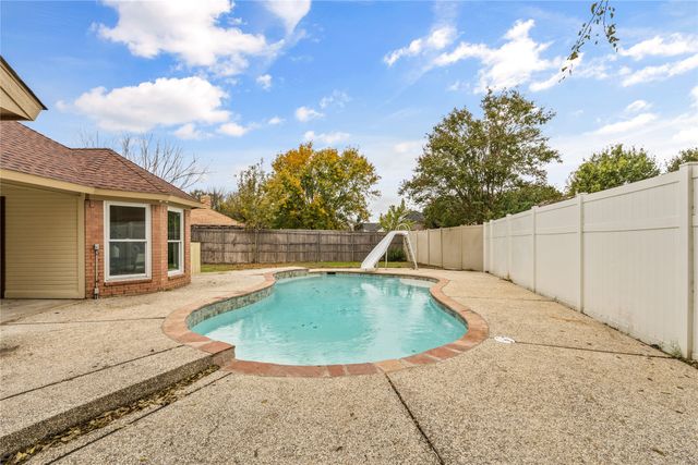 1624 Greenway Court, Midlothian, TX 76065