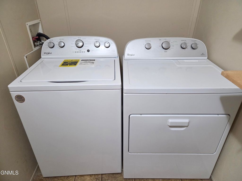 2500 Centennial Road, Bismarck, ND 58503 photo 31