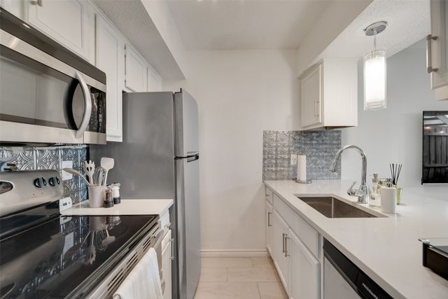 1810 N Garrett Avenue 119, Dallas, TX 75206