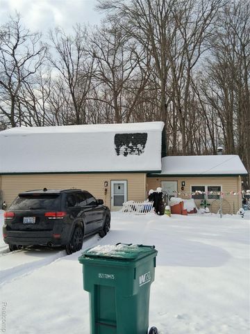 2167 N Shore Drive, Prescott Village, MI 48756