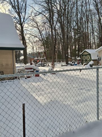 2167 N Shore Drive, Prescott Village, MI 48756