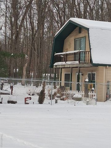 2167 N Shore Drive, Prescott Village, MI 48756