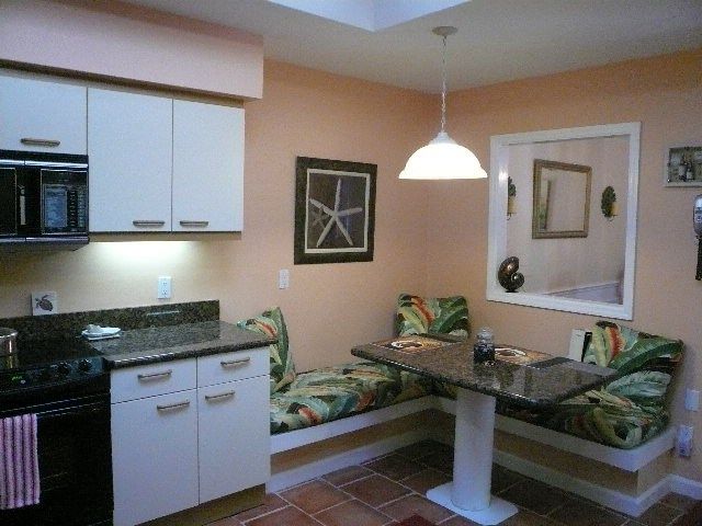 8422 Poinciana Place 7, Vero Beach, FL 32963