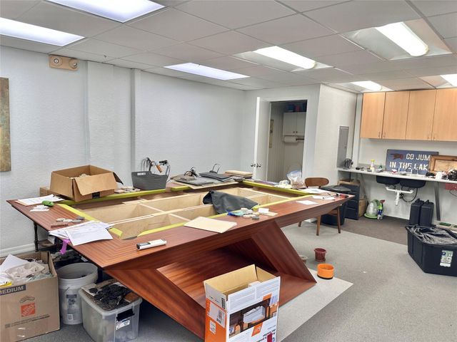 5751 Dawson St, Hollywood, FL 33023