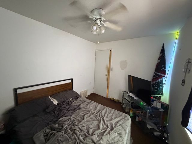 12504 Maple Avenue, Blue Island, IL 60406