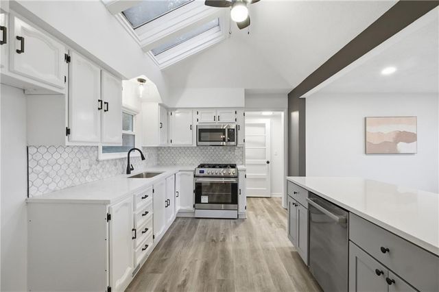 4018 Pittman Road, Kansas City, MO 64133