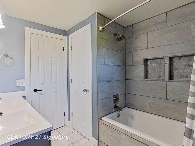 10098 N Lewis Road, Clio, MI 48420