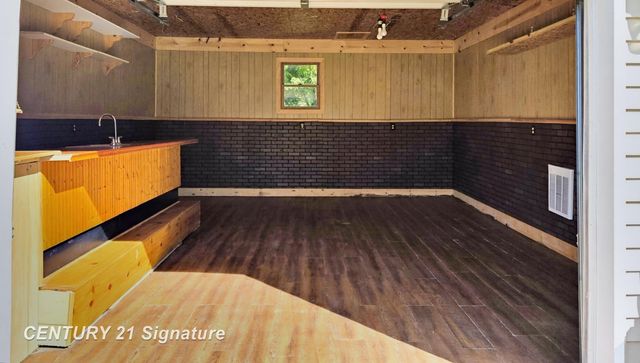 10098 N Lewis Road, Clio, MI 48420