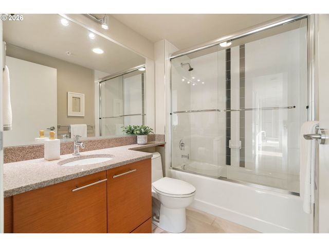 1500 Sw 11TH Ave 2302, Portland, OR 97201