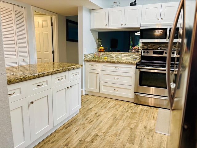 7515 NW 79th Avenue 216, Tamarac, FL 33321