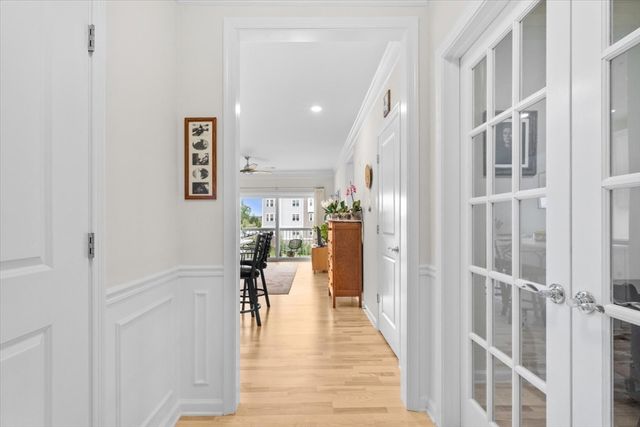3202 Peters Farm Way 202, Westborough, MA 01581