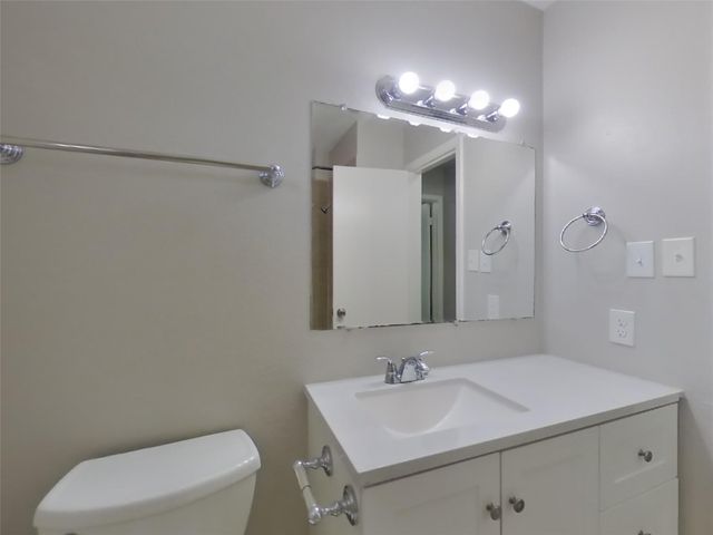 17002 Tibet Road, Friendswood, TX 77546