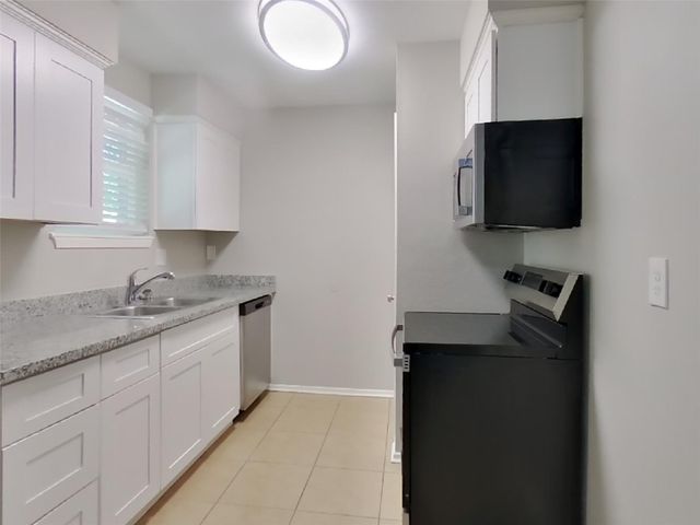 17002 Tibet Road, Friendswood, TX 77546