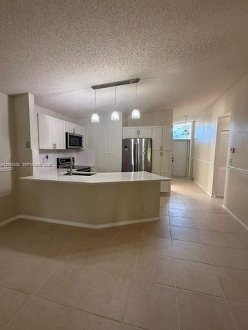 22583 Vistawood Way, Boca Raton, FL 33428