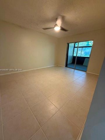 22583 Vistawood Way, Boca Raton, FL 33428