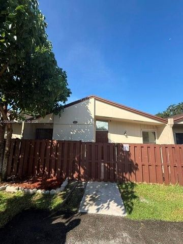 22583 Vistawood Way, Boca Raton, FL 33428
