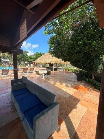 22583 Vistawood Way, Boca Raton, FL 33428