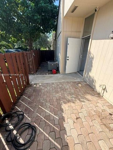 22583 Vistawood Way, Boca Raton, FL 33428