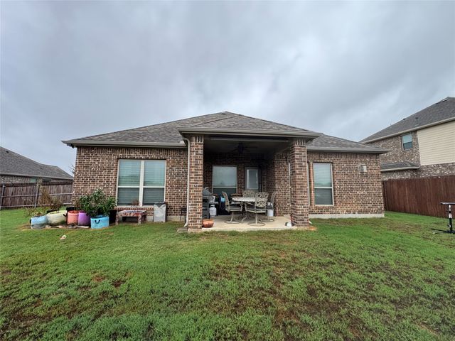 505 Ashbury Drive, Midlothian, TX 76065