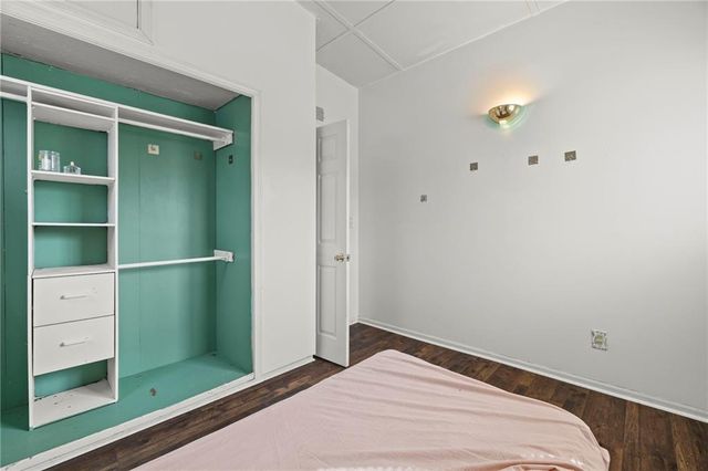 2407 NE 57th Terrace, Gladstone, MO 64118