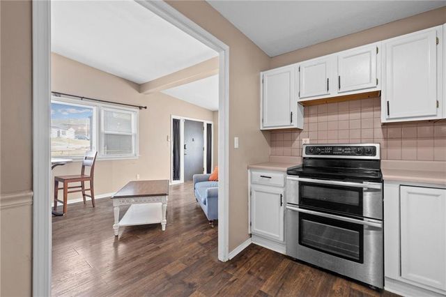 2407 NE 57th Terrace, Gladstone, MO 64118