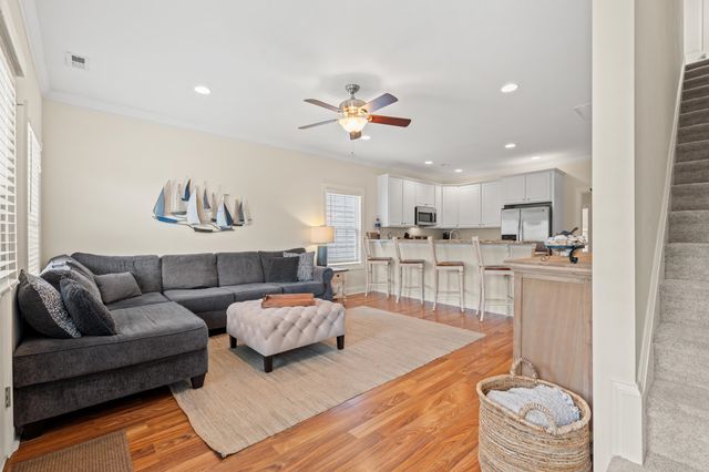 3806 Dunes St., North Myrtle Beach, SC 29582
