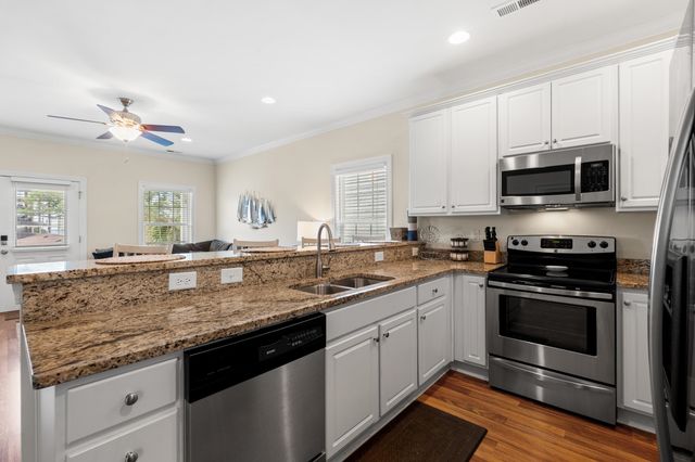 3806 Dunes St., North Myrtle Beach, SC 29582