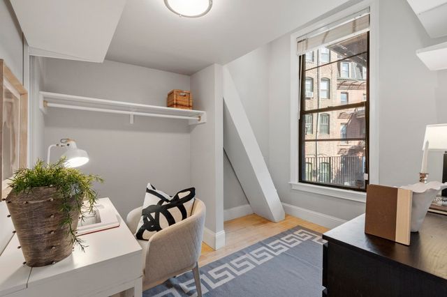 290 Columbus Ave 5, Boston, MA 02116