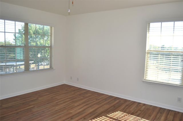 9201 Brodie LN 101, Austin, TX 78748