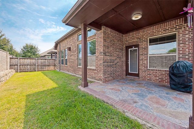 2615 High Bluff Drive, Mansfield, TX 76063