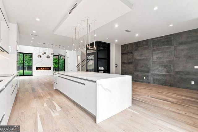 1230 Fowler Street NW, Atlanta, GA 30318