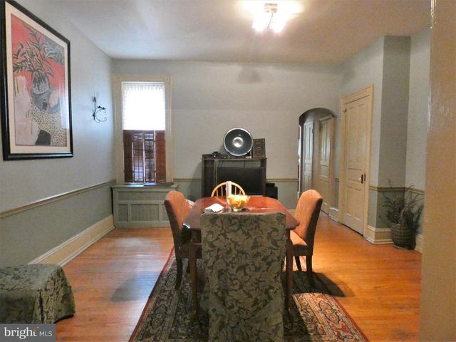 4238 PINE ST, Philadelphia, PA 19104