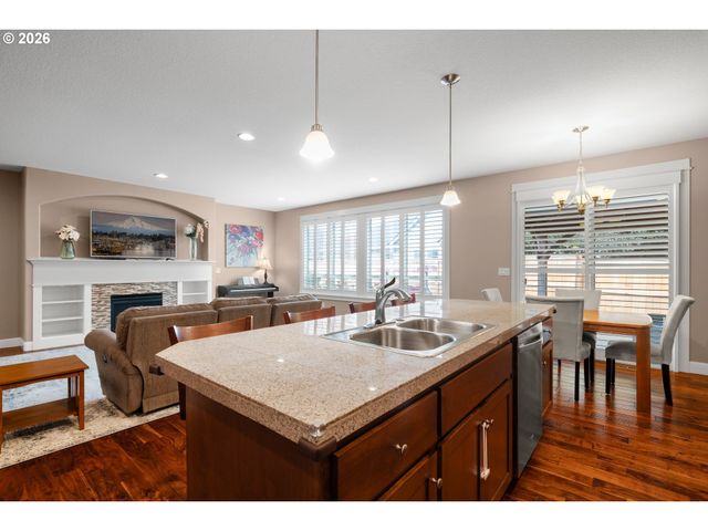 1481 N FIR St, Canby, OR 97013