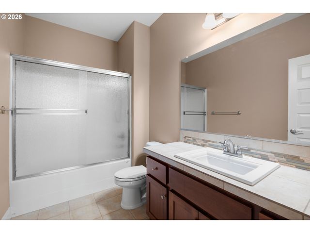 1481 N FIR St, Canby, OR 97013