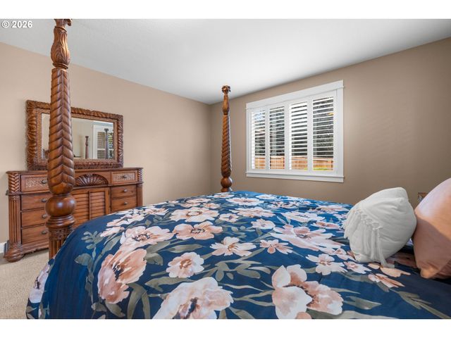 1481 N FIR St, Canby, OR 97013