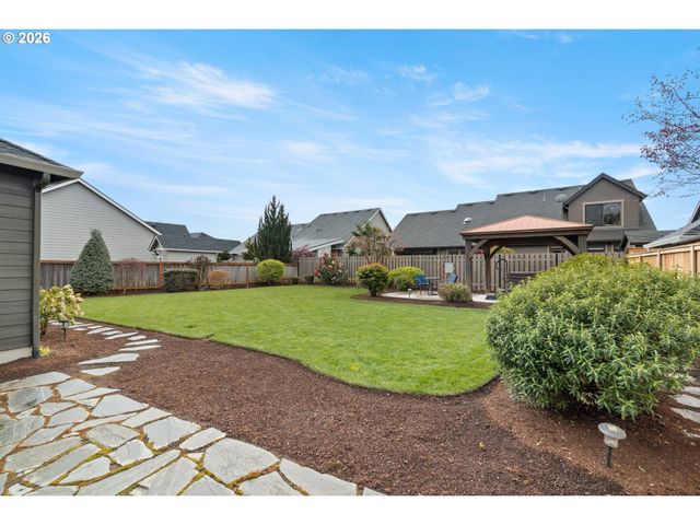 1481 N FIR St, Canby, OR 97013