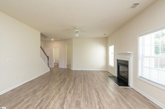 17 Jordan Crest Court, Simpsonville, SC 29681
