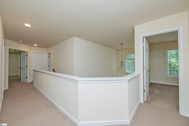 17 Jordan Crest Court, Simpsonville, SC 29681