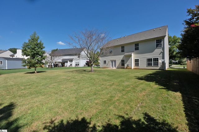 17 Jordan Crest Court, Simpsonville, SC 29681