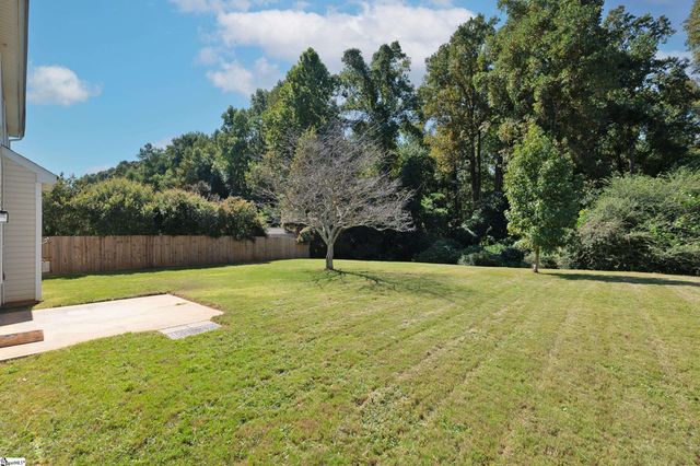 17 Jordan Crest Court, Simpsonville, SC 29681