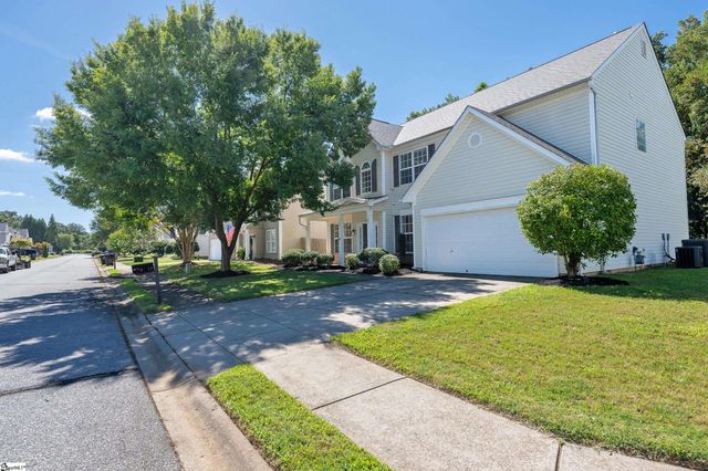 17 Jordan Crest Court, Simpsonville, SC 29681
