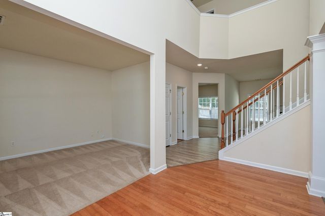 17 Jordan Crest Court, Simpsonville, SC 29681
